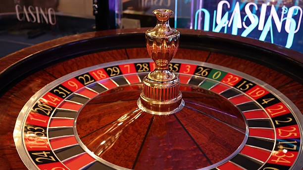 impian toto mobile app interface showing football betting and slot games